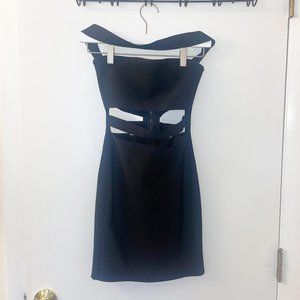 HOT MIAMI STYLES Strap Cut Out Mini Bodycon Dress - Black